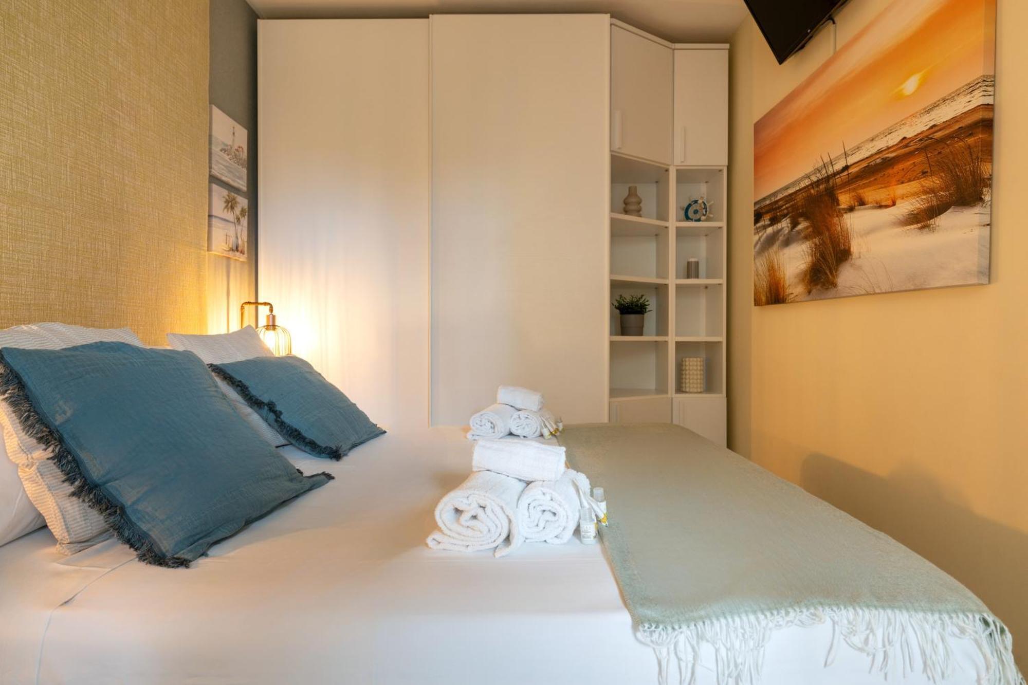 Cozy Marine Apt With Jacuzzi - 250Mt From Sea Polignano a Mare Bagian luar foto